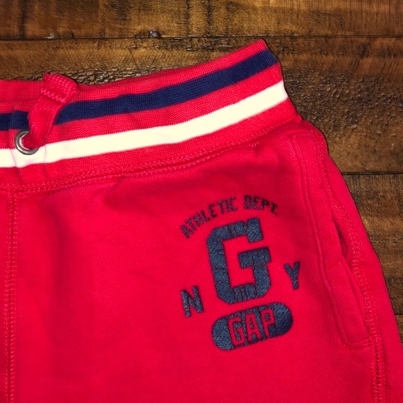GAP Shorts (Bundle) - Picture 3 of 9